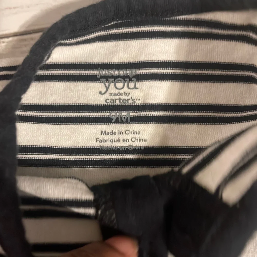 One Piece Baby Boy Black and White Carter’s Bodysuit (Size 9M)